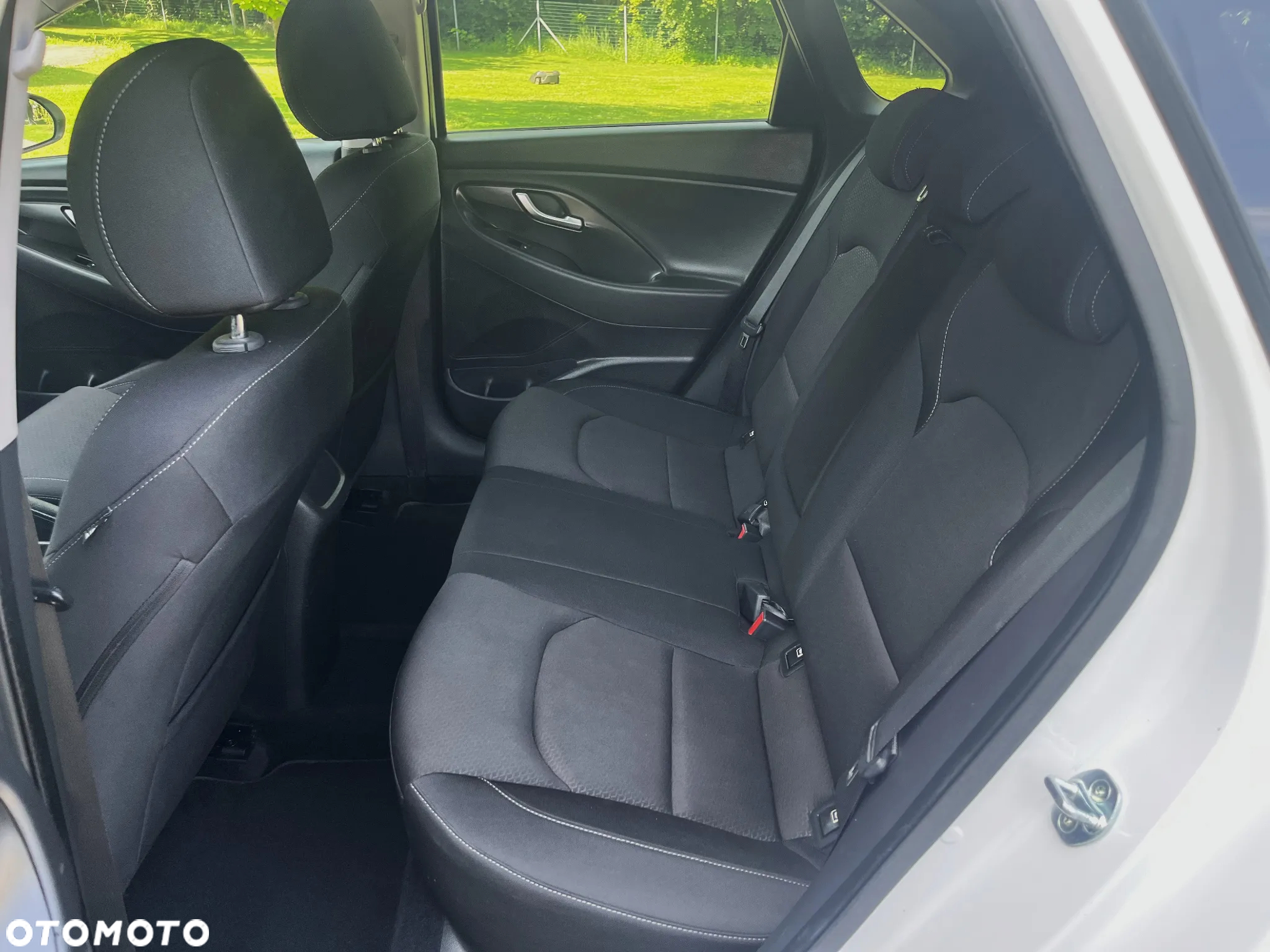 Hyundai i30 1.6 CRDi BlueDrive Premium - 19