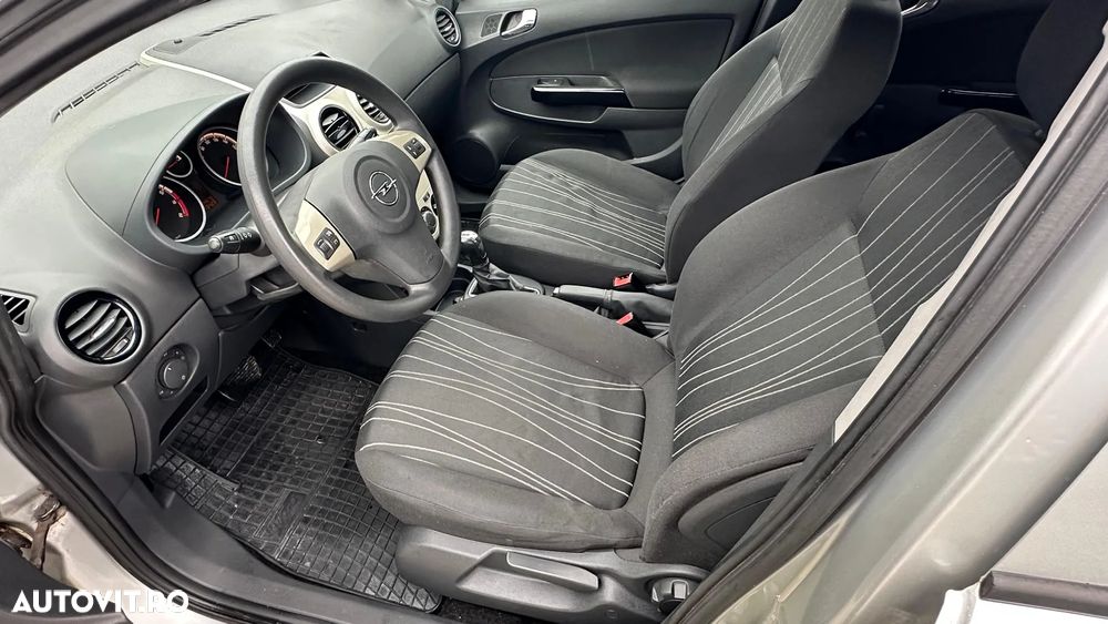 Opel Corsa - 19