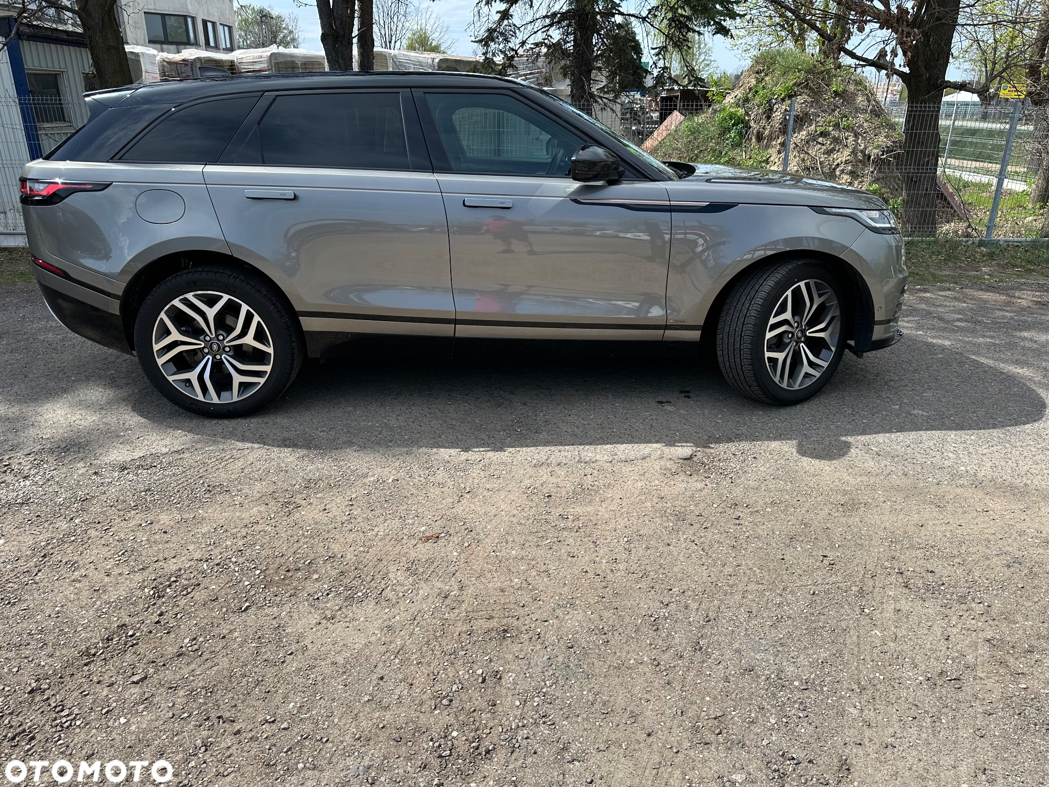 Land Rover Range Rover Velar 2.0 TD4 R-Dynamic HSE - 2