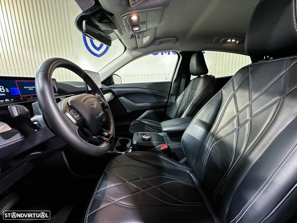 Ford Mustang Mach-E Premium AWD - 9