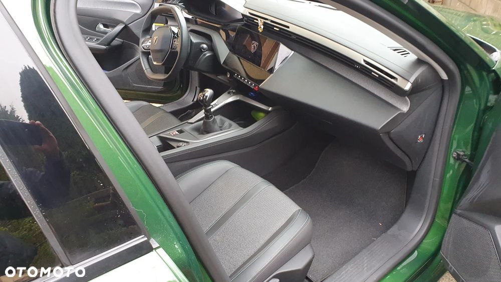 Peugeot 308 1.2 PureTech Allure Pack S&S - 19