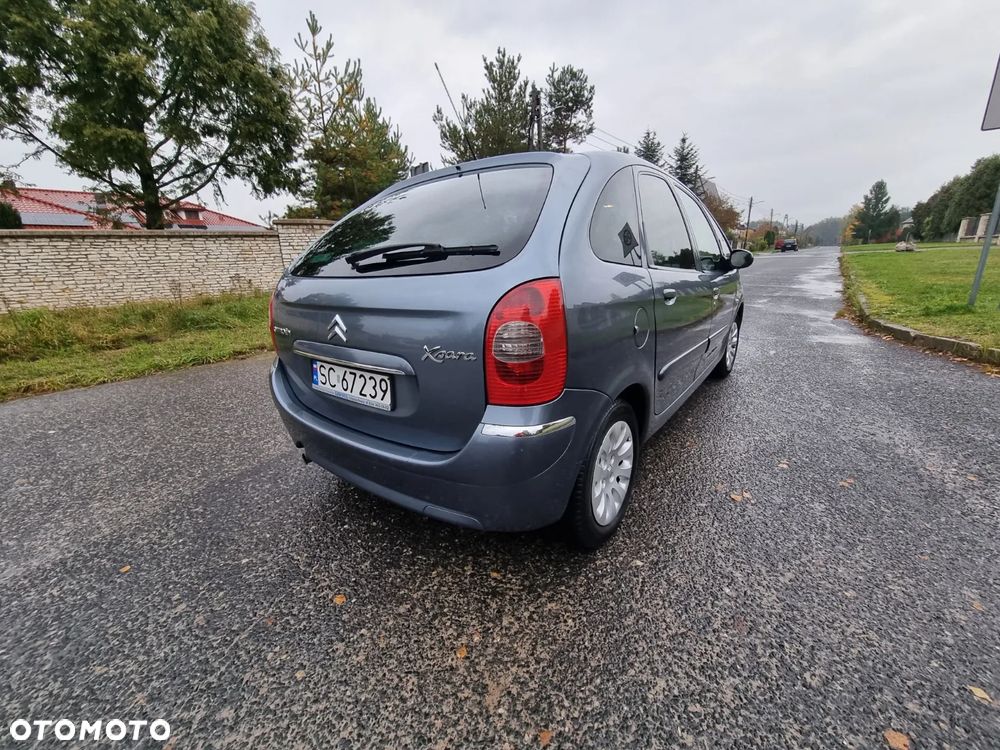 Citroën Xsara Picasso 1.8i Exclusive - 24