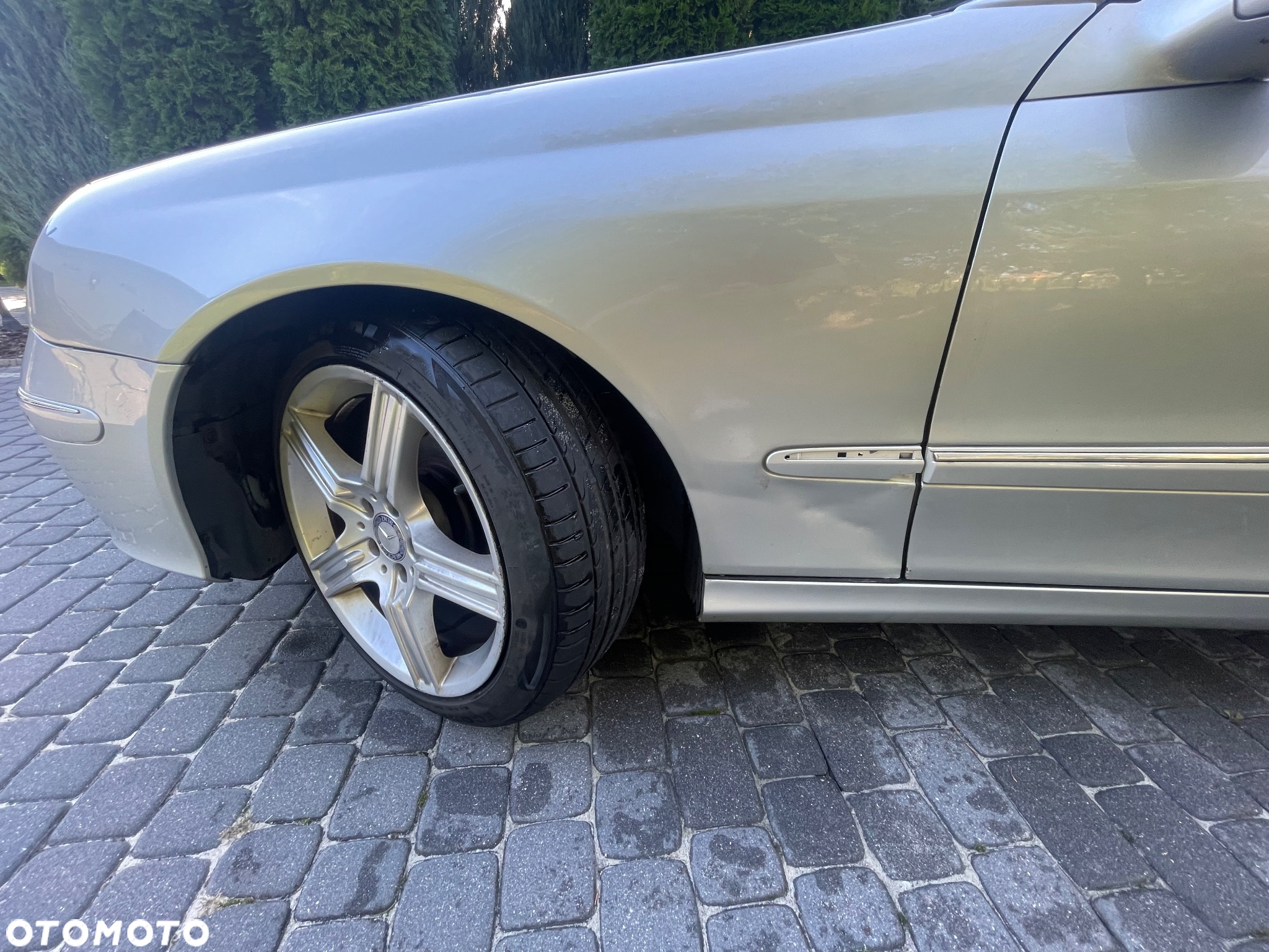 Mercedes-Benz CLK - 8