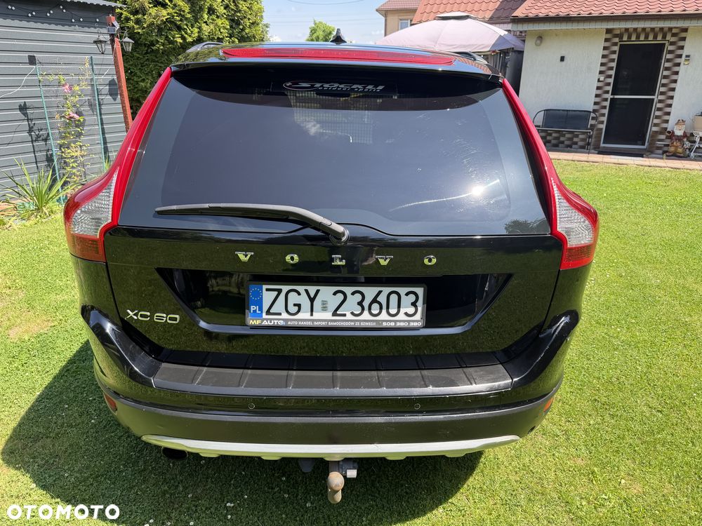 Volvo XC 60 D4 Edition Pro - 12