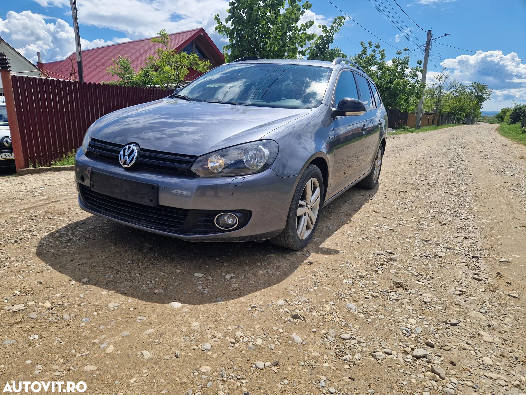 Volkswagen Golf 2.0 TDI DPF MATCH - 4