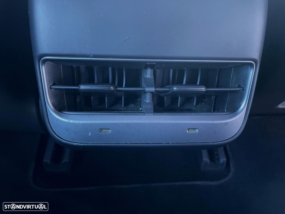 Tesla Model 3 Long-Range Dual Motor AWD - 12