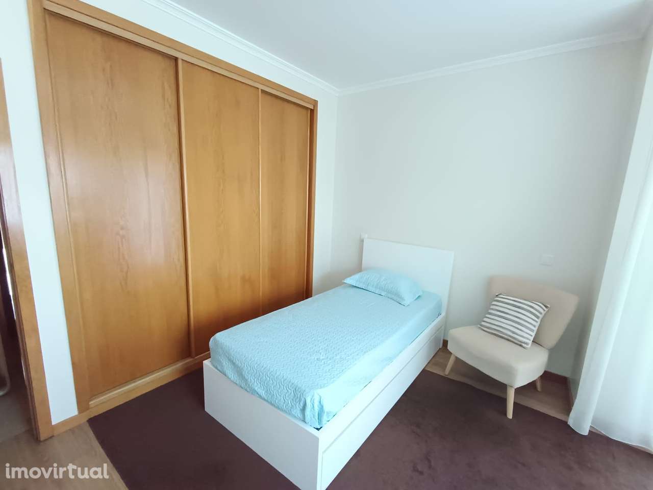 T2+1 (T3), garagem 2 carros, 1º andar elevador, aquecimento central - Grande imagem: 3/17