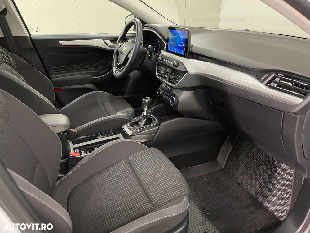 Ford Focus 1.0 EcoBoost Connected - 10