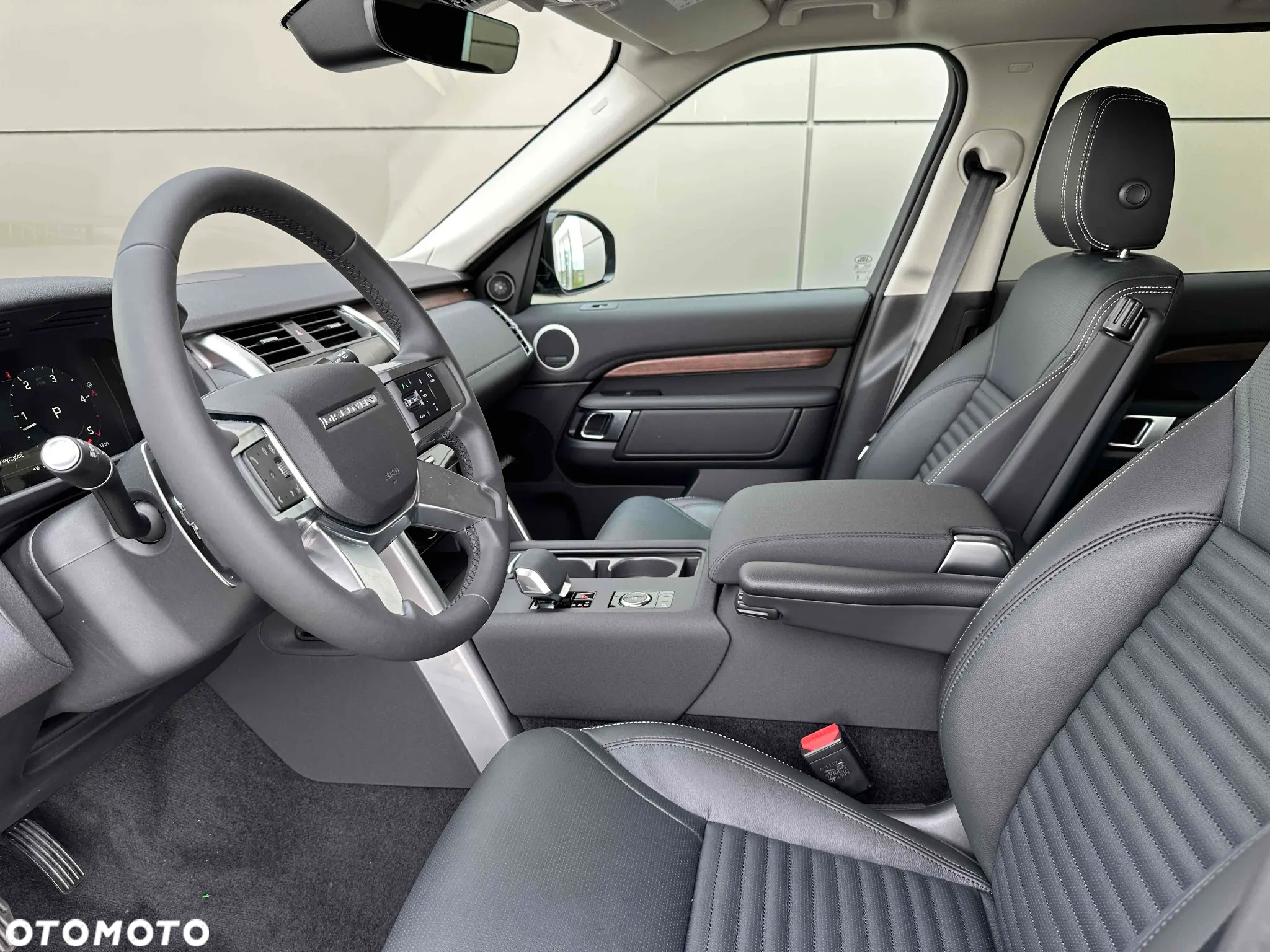 Land Rover Discovery - 8