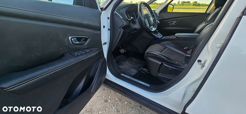 Renault Scenic - 10