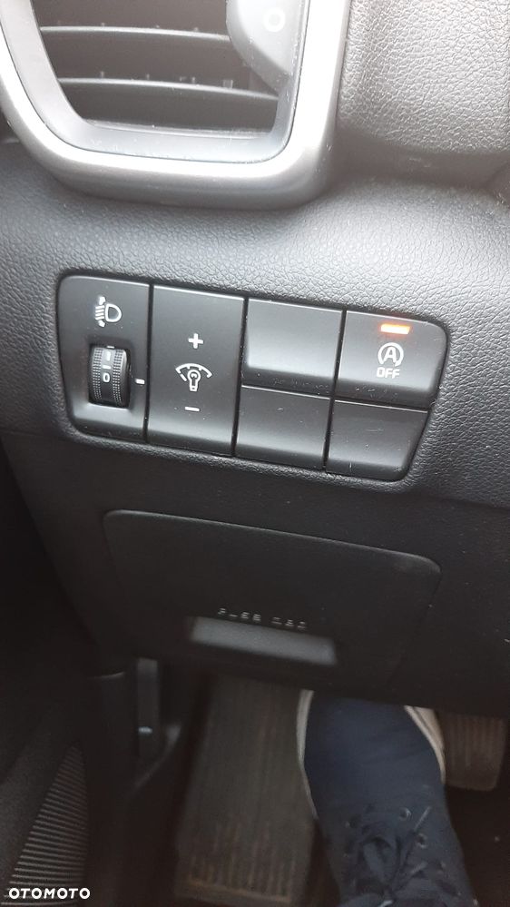 Kia Sportage 1.6 GDI 2WD ISG Spirit - 21