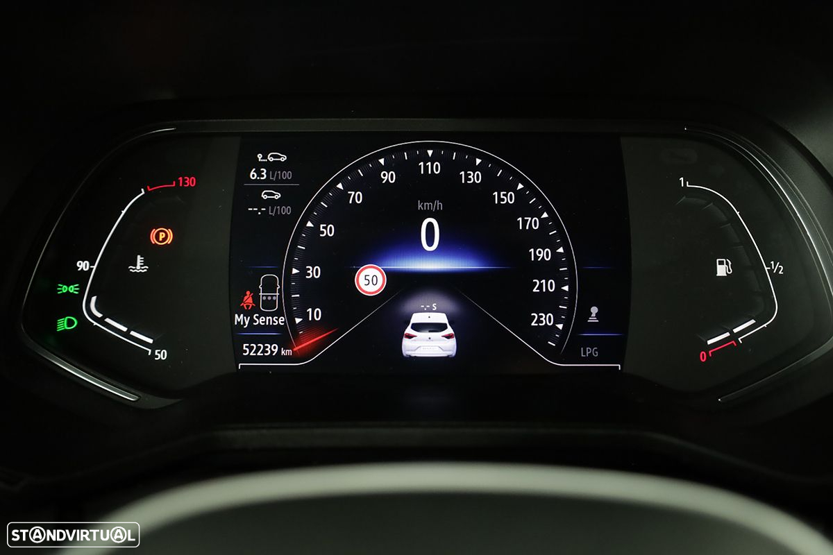 Renault Clio 1.0 TCe Techno Bi-Fuel - 16