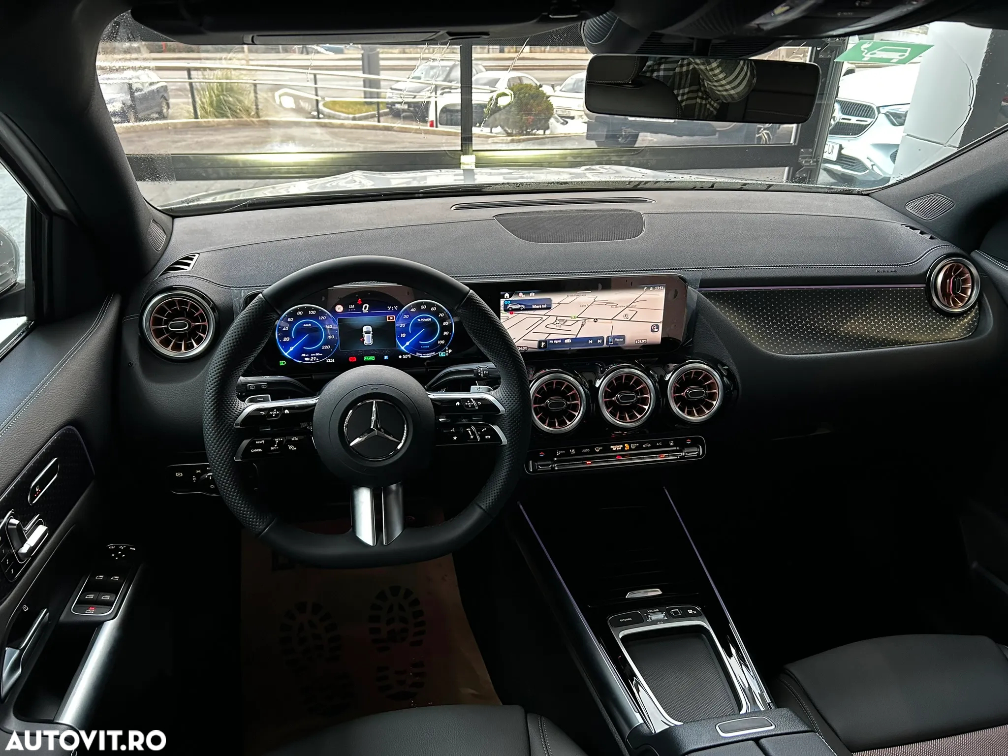 Mercedes-Benz EQA - 13