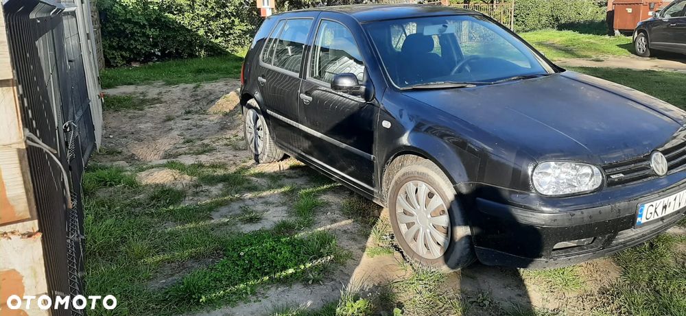 Volkswagen Golf - 8