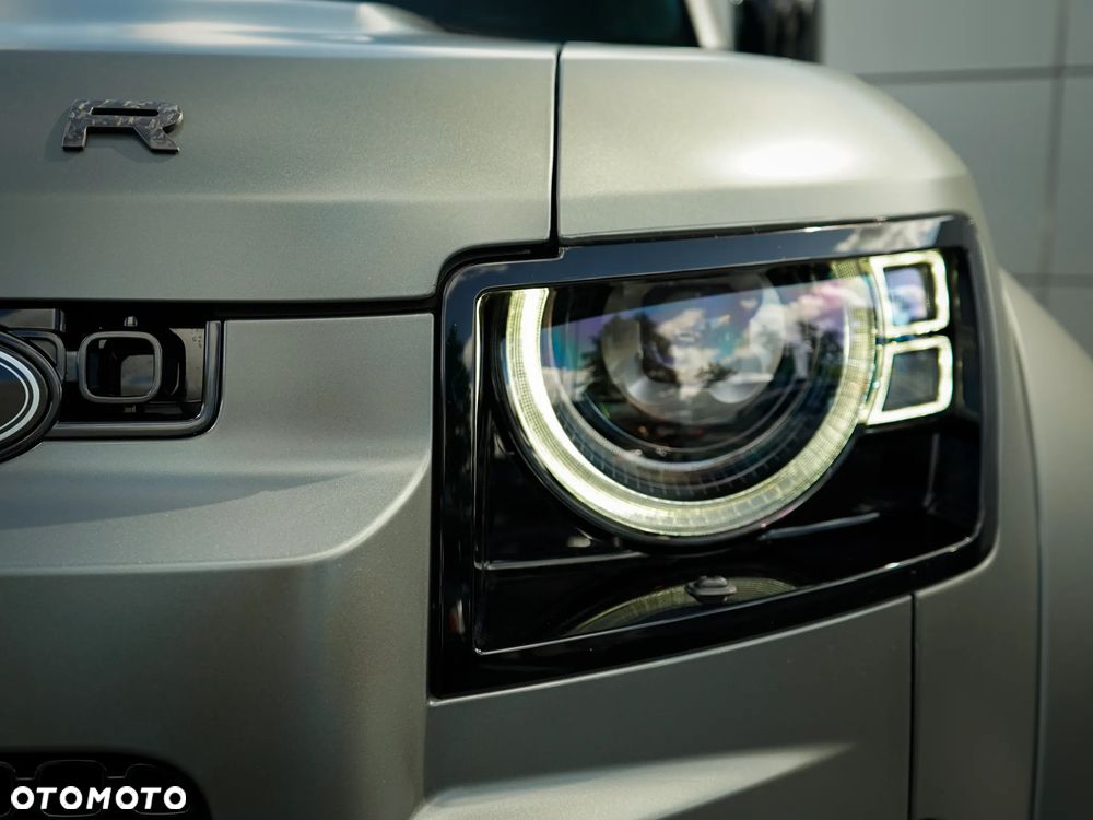 Land Rover Defender 110 4.4 P635 V8 mHEV Octa Edition One - 8