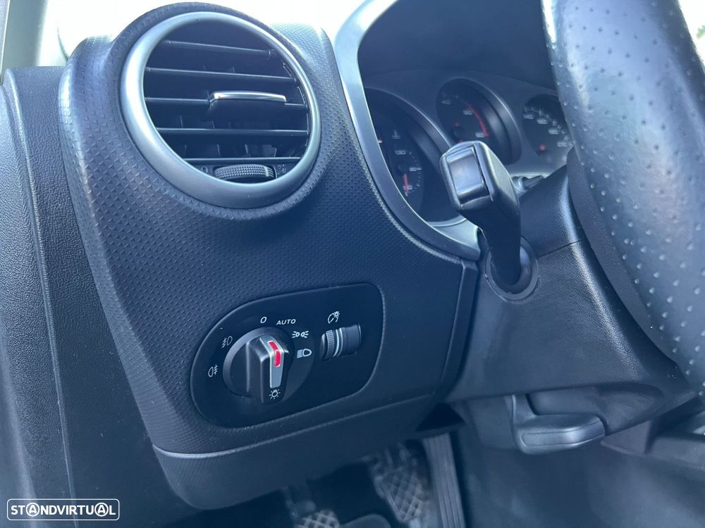 SEAT Leon 1.6 TDI Ecomotive Copa Plus - 30