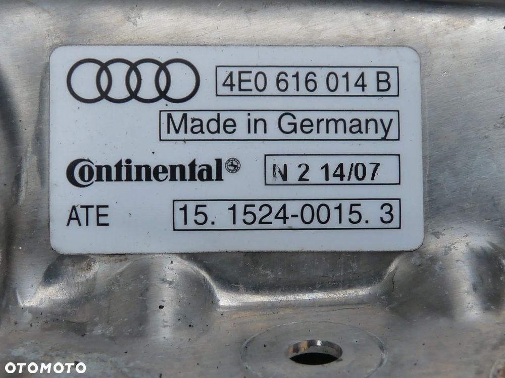 AUDI A8 D3 ROZDZIELACZ PNEUMATYKI 4E0616014B - 2