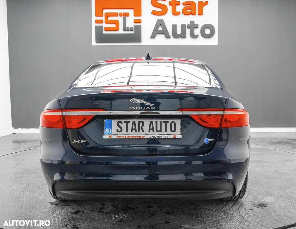 Jaguar XF 20d RWD E-Performance Pure - 5