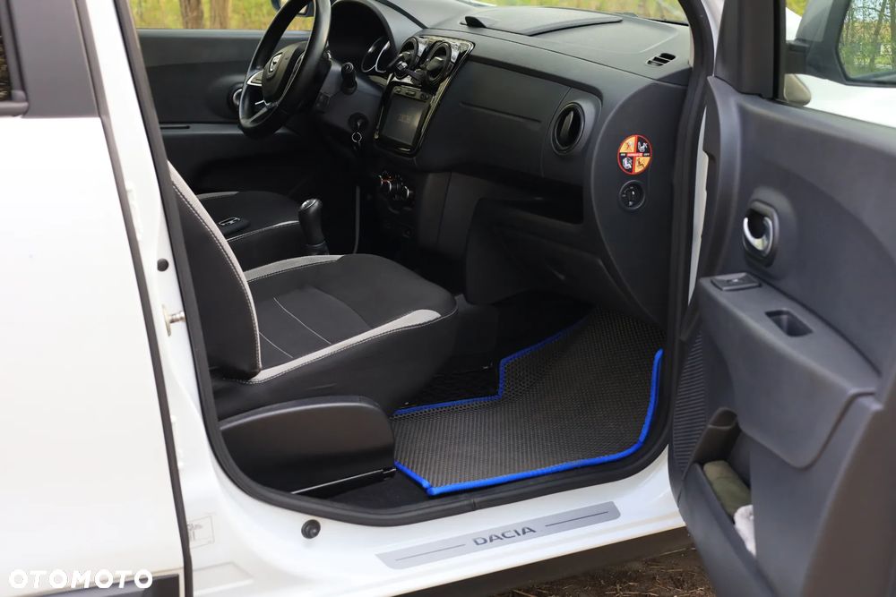 Dacia Lodgy 1.6 SCe Stepway S&S - 15