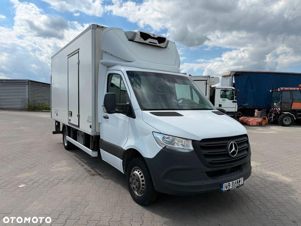Mercedes-Benz Sprinter - 3