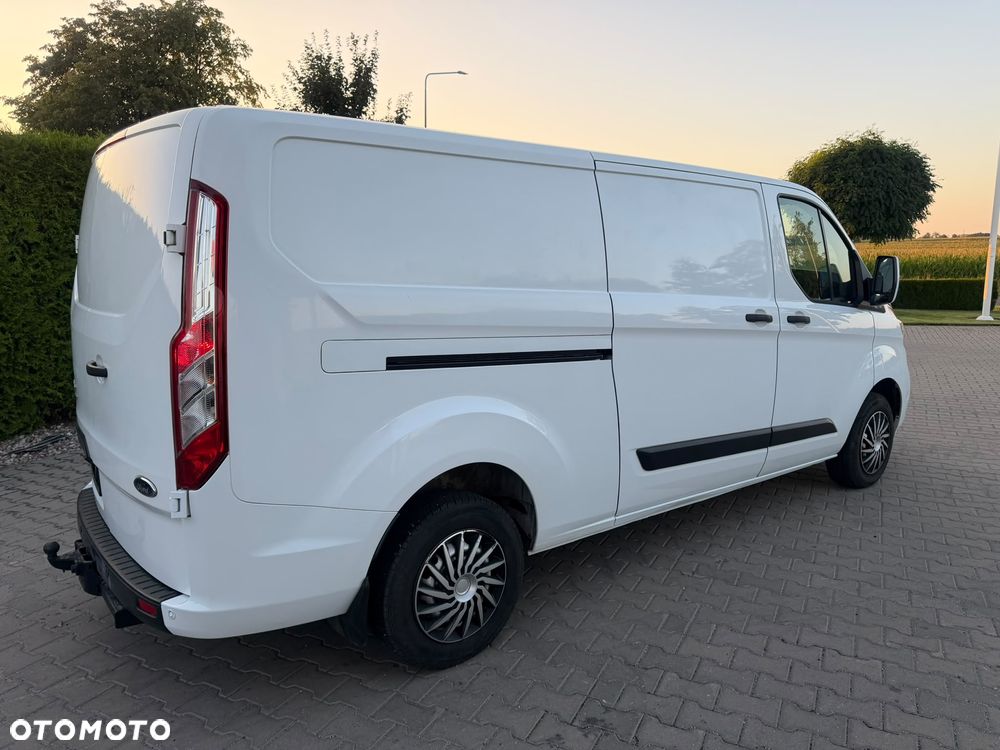Ford Transit Custom - 22