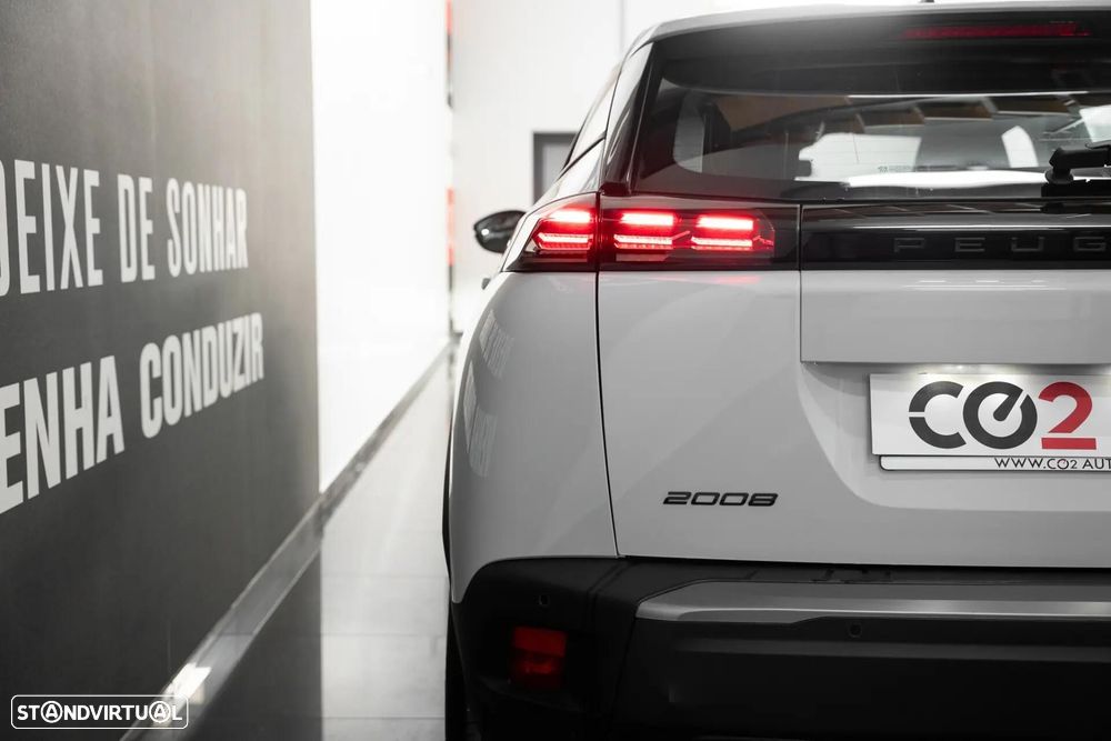 Peugeot 2008 1.2 PureTech Style - 10