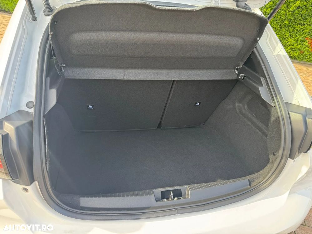 Peugeot 208 1.2 L PureTech STT Active Pack - 18