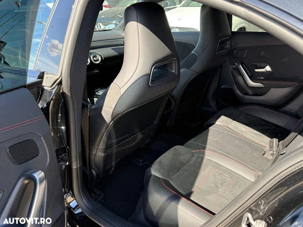 Mercedes-Benz CLA 220 4MATIC Coupe - 31