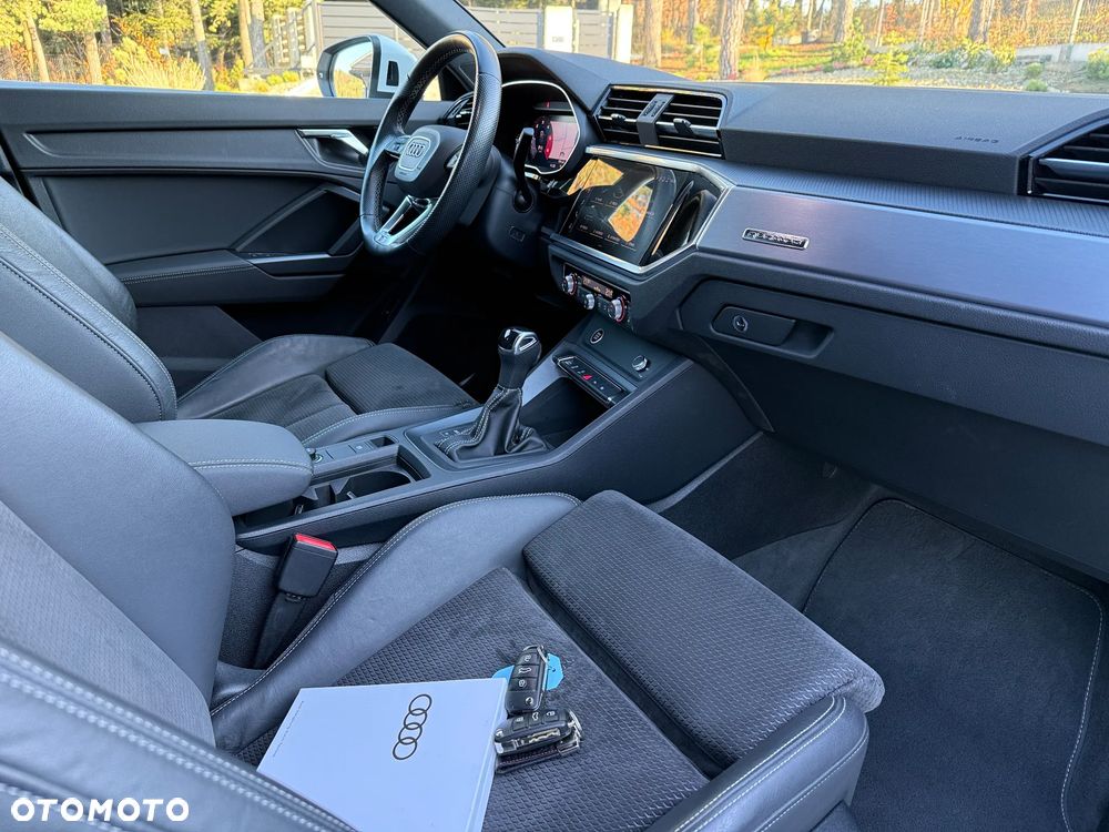 Audi Q3 Sportback 40 TDI quattro S tronic S line - 32