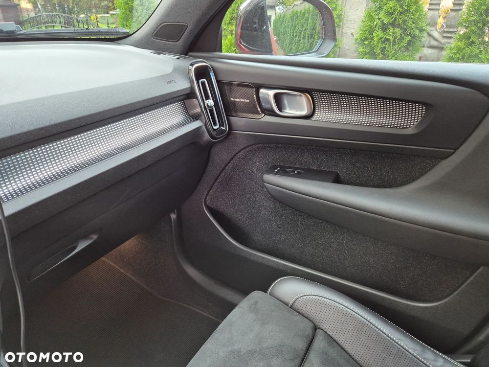 Volvo XC 40 - 11