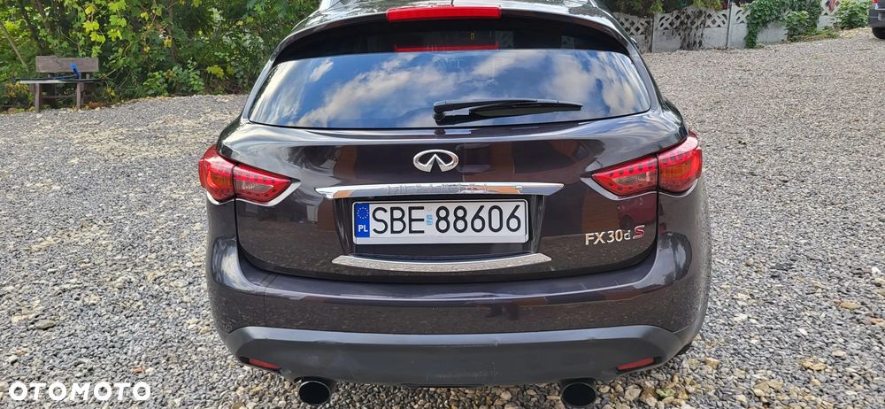 Infiniti FX FX30d S Premium - 36