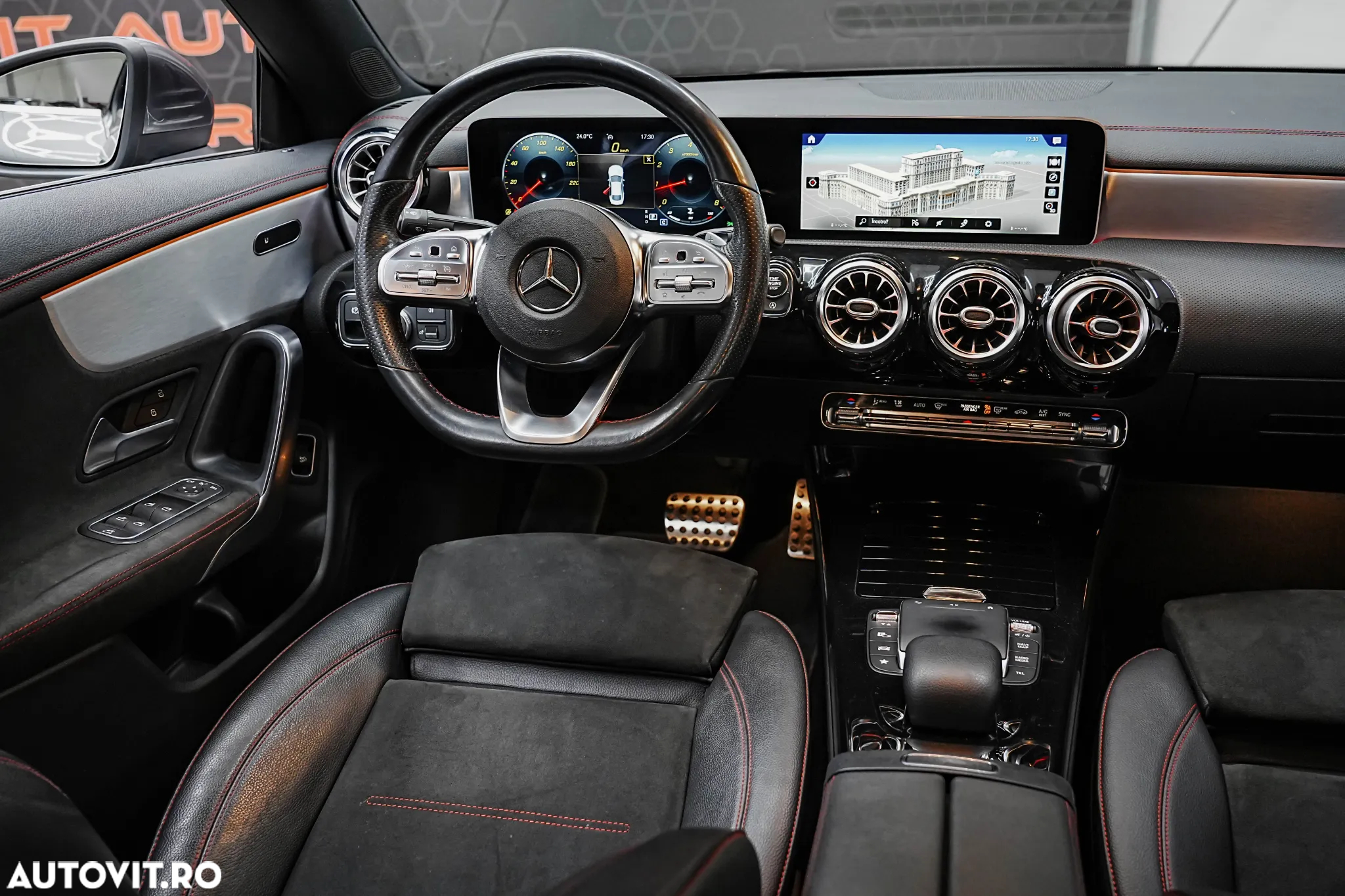 Mercedes-Benz CLA 200 7G-DCT AMG Line - 11