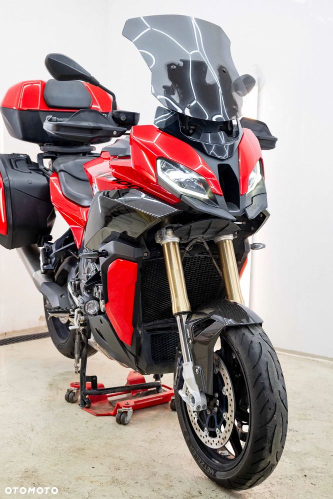 BMW XR - 12