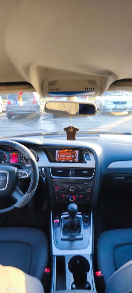 Audi A4 Avant - 22