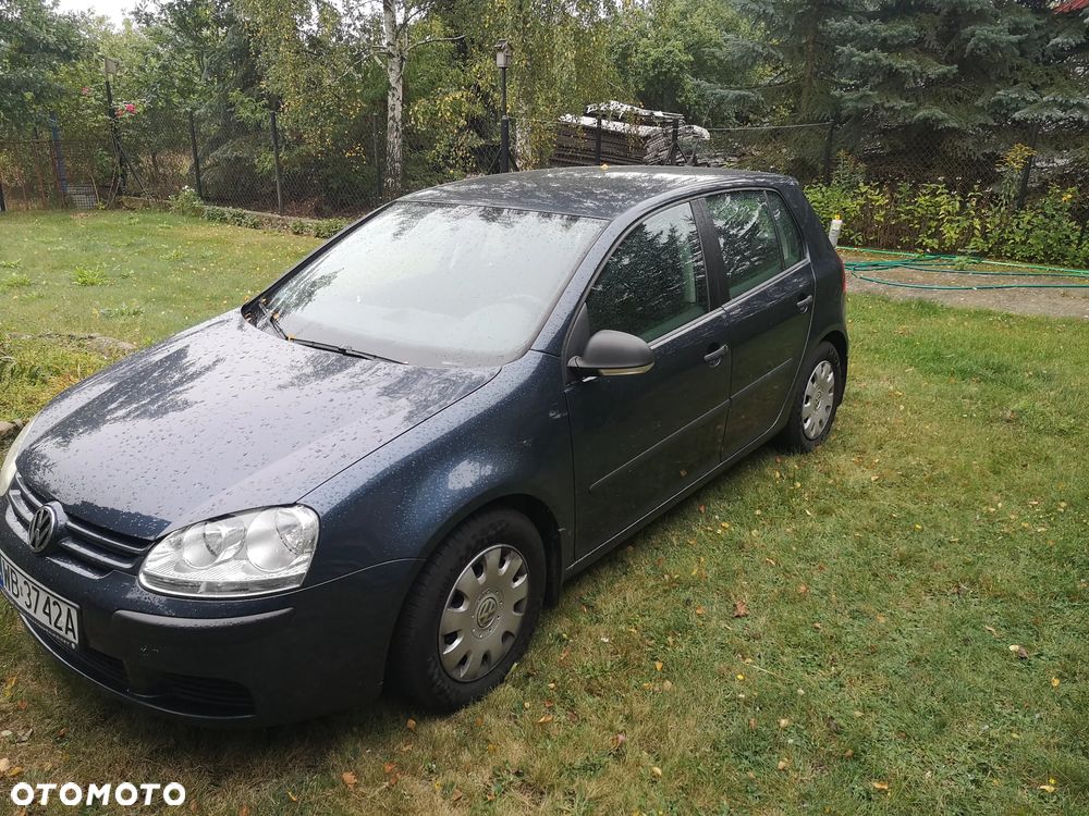 Volkswagen Golf V 1.9 TDI Comfortline - 1