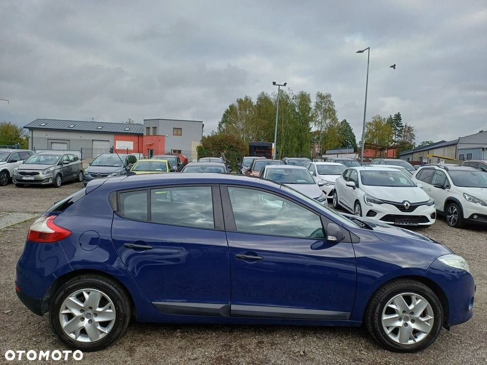 Renault Megane 1.6 16V 100 TomTom Edition - 8
