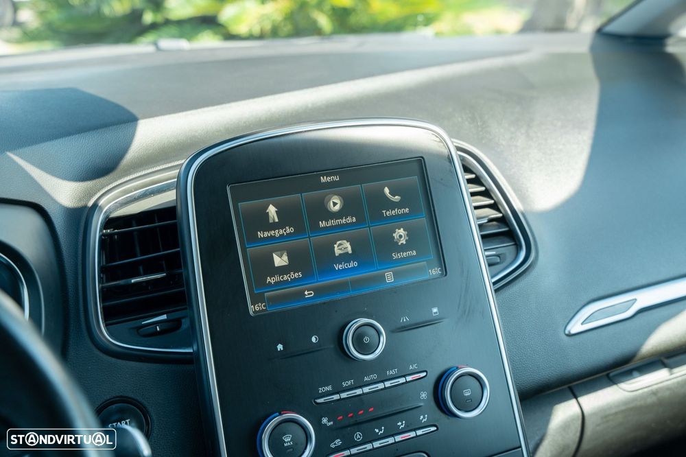 Renault Grand Scénic 1.5 dCi Bose Edition EDC SS - 10