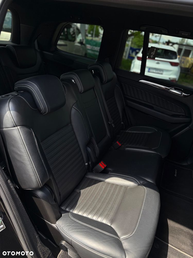 Mercedes-Benz GLS 350 d 4-Matic - 14