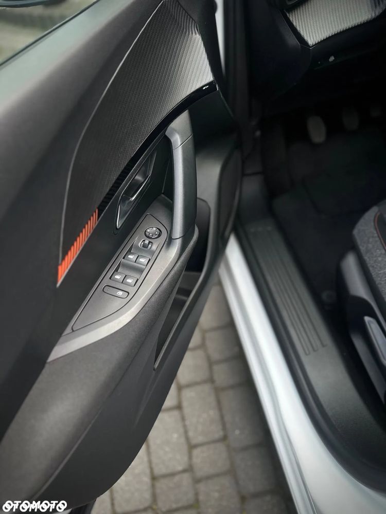 Peugeot 2008 - 11