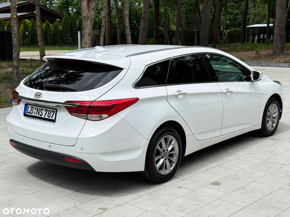 Hyundai i40 Kombi blue 1.7 CRDi Premium - 14
