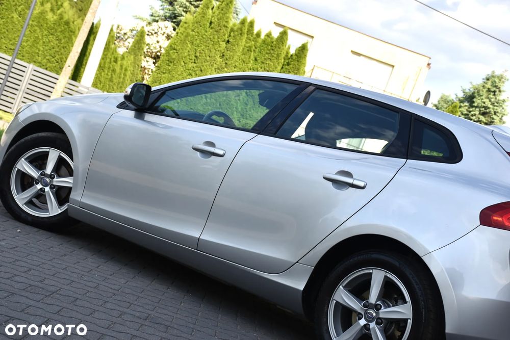 Volvo V40 D2 Momentum - 37