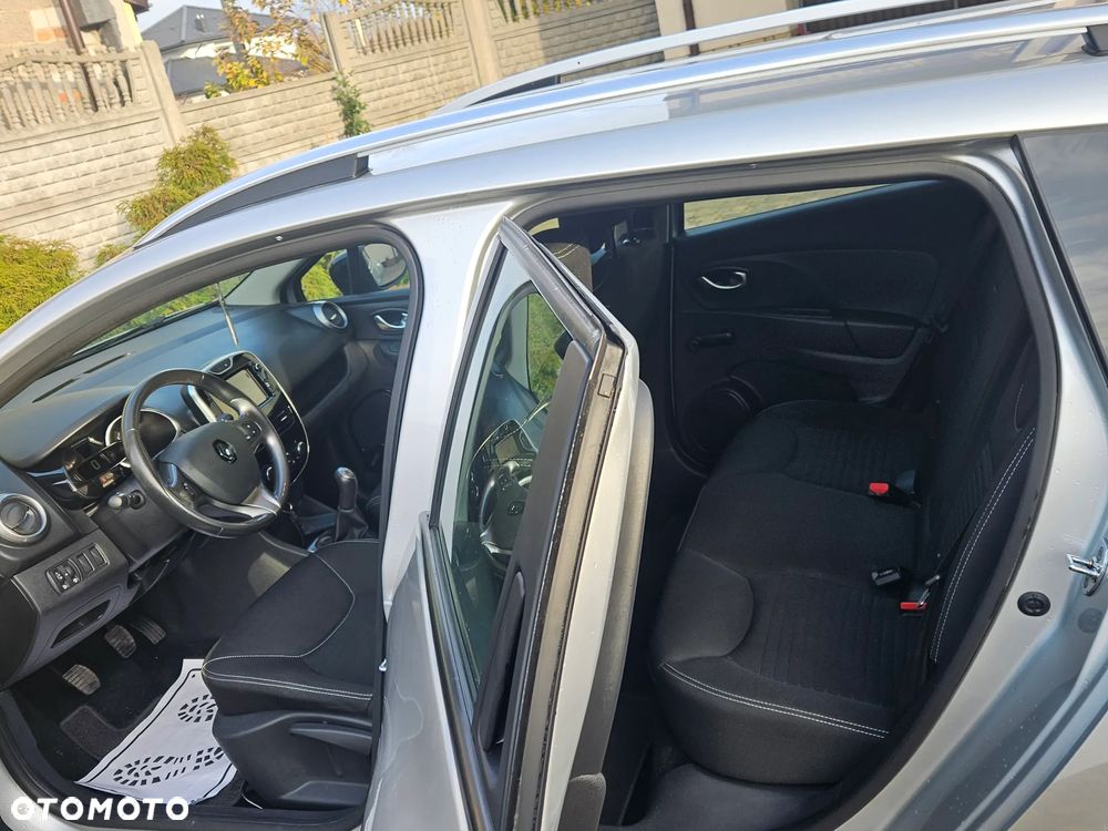 Renault Clio 1.2 16V 75 LIMITED - 8