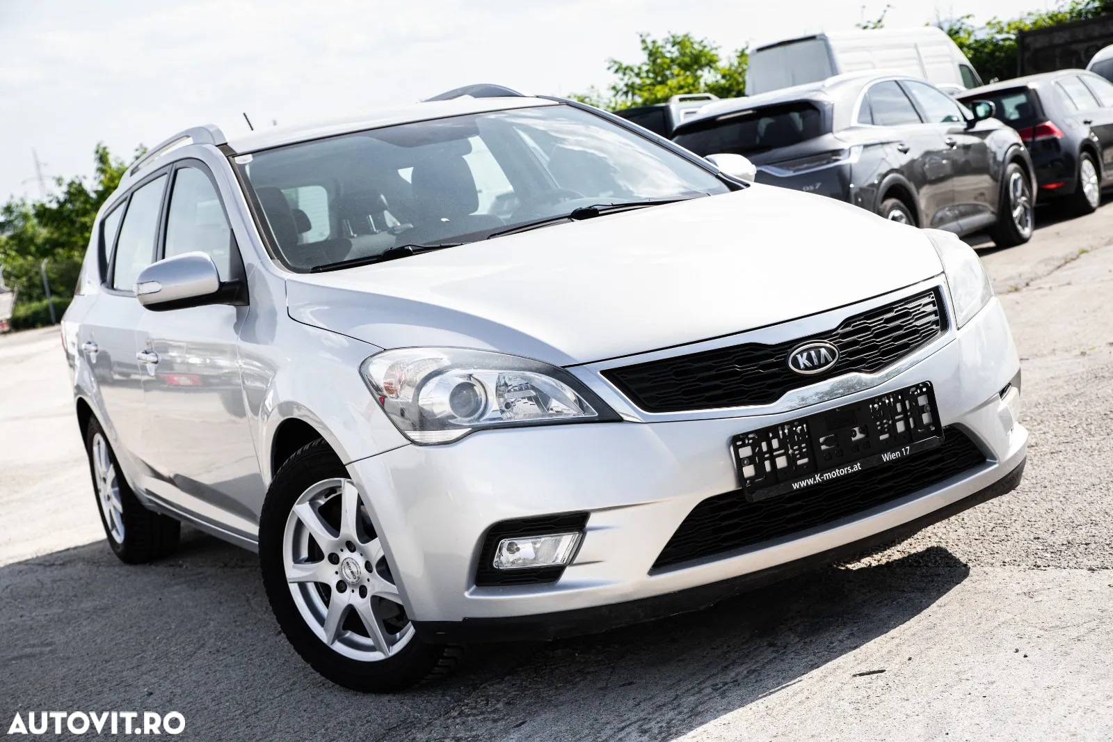 Kia Ceed 1.6 CRDi 115 Automatik Spirit - 2