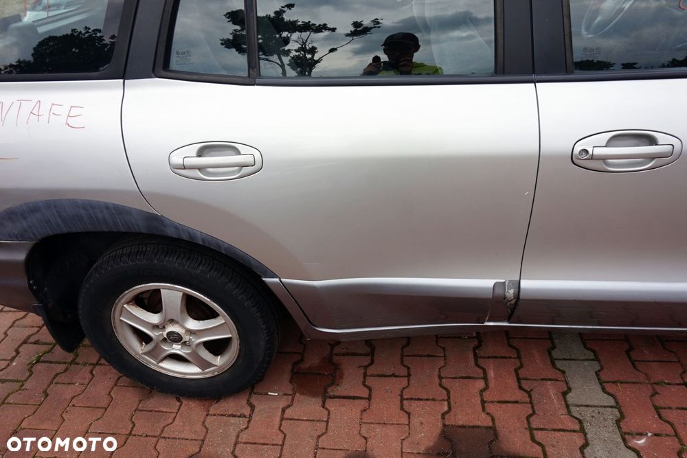 DRZWI TYLNE PRAWE SANTA FE I SM LL  SREBRNY HYUNDAI 2000-2006 - 3
