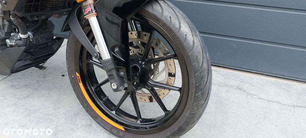 KTM Duke - 22