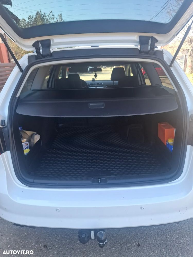 Volkswagen Passat 2.0 TDI BlueMotion Technology Comfortline - 11