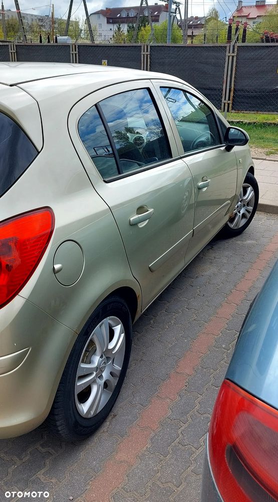 Opel Corsa - 3