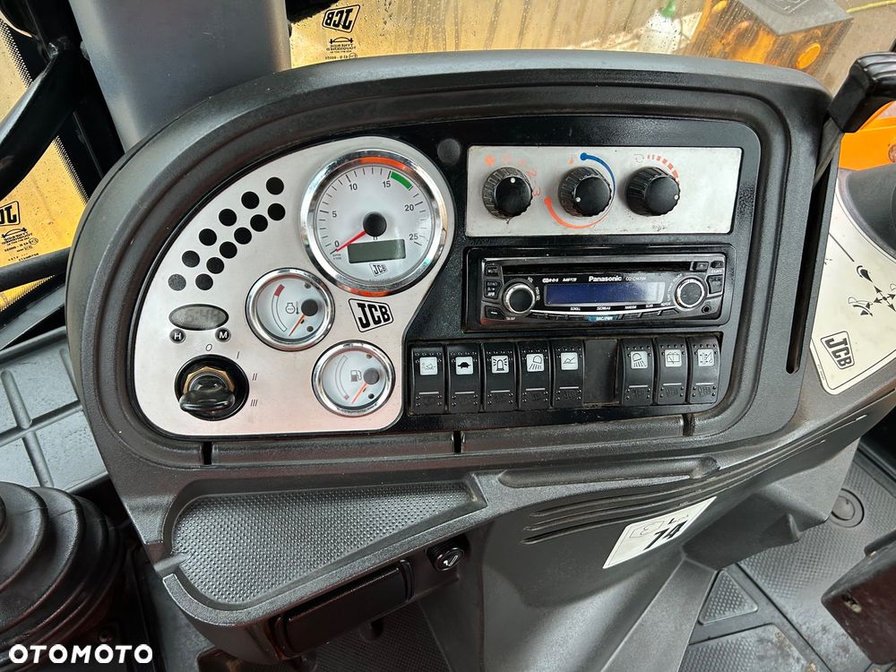 JCB 3CX Sitemaster - 10