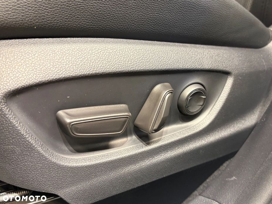 Toyota C-HR 1.8 Hybrid Executive - 6