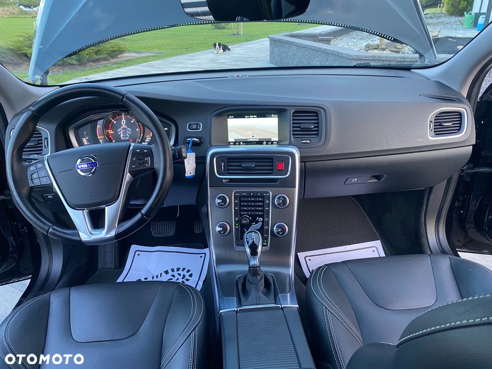 Volvo V60 D3 Drive-E Summum - 21